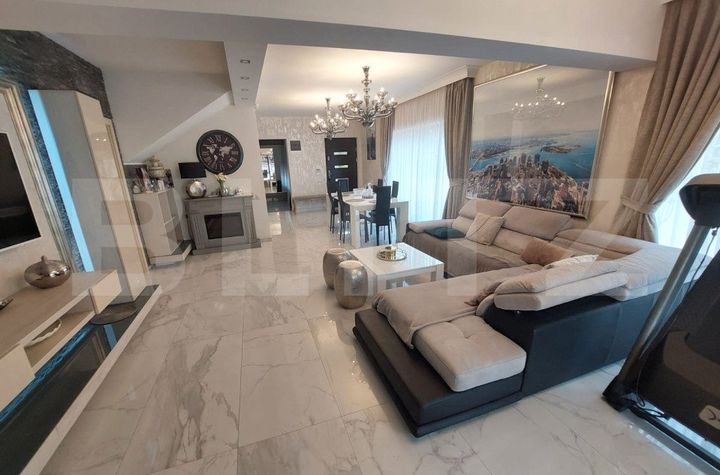 Vilă - 5 camere de vanzare CLUJ-NAPOCA - Cluj anunturi imobiliare Cluj