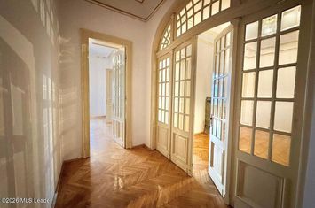 B-dul Carol Nr. 59, 219 mpu, 8 Camere, Etaj 1 din 3, Balcoane 11 mp anunturi imobiliare Bucuresti