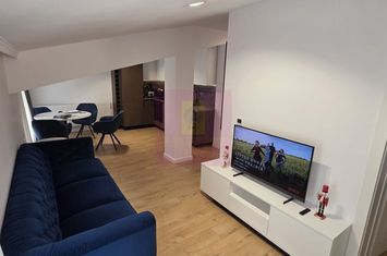 Apartament cu 2 bai si loc de parcare in Sinaia anunturi imobiliare Prahova