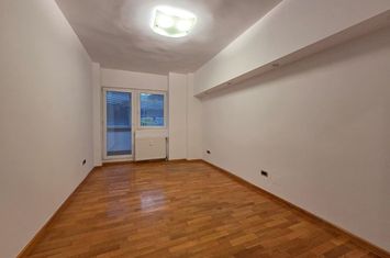 Apart 3 camere birouri stradal Bulevardul Unirii colt Nerva Traian anunturi imobiliare Bucuresti