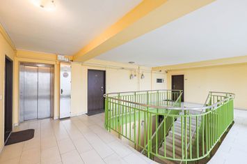 PENTHOUSE DE VIS ÎN ARAD | BLOC NOU EXCLUSIVIST BERMO anunturi imobiliare Arad