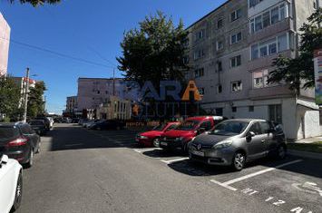 Apartament 3 camere - ULTRACENTRAL anunturi imobiliare Neamt