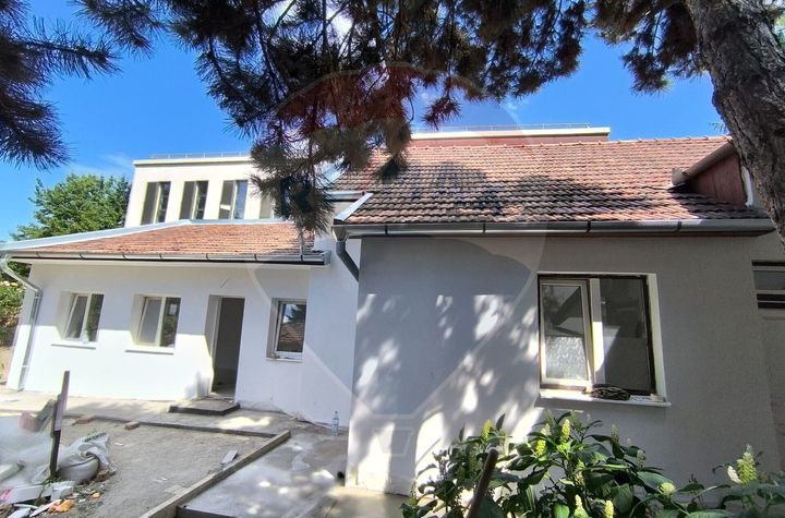 Spațiu comercial de inchiriat Gheorgheni anunturi imobiliare Cluj