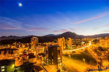 Apartament 4 camere de vanzare CENTRUL CIVIC - Brasov anunturi imobiliare Brasov