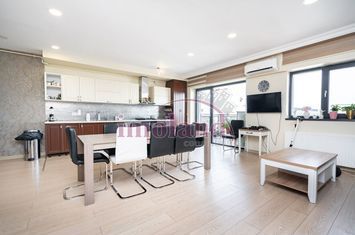 Apartament 3 camere de vanzare PANDURI - Bucuresti anunturi imobiliare Bucuresti