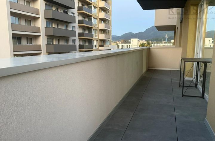 Apartament 3 camere de vanzare ASTRA - Brasov anunturi imobiliare Brasov