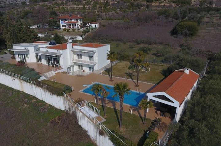 Vilă 350 mp pe teren 2.100 mp în Inoussa, Serres anunturi imobiliare Grecia