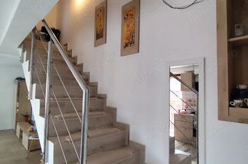 Casă - 3 camere de vanzare TRIAJ - Brasov anunturi imobiliare Brasov