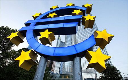 PwC: Prognozele de creștere economică a Zonei euro, revizuite