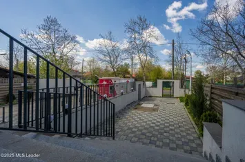 2 camere Giulesti- priveliste relaxanta, liniste, aproape de oras anunturi imobiliare Bucuresti