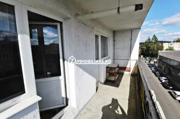 Dambu Pietros - Zona Ansamblul Muresul - 4 camere - 2 balcoane anunturi imobiliare Mures
