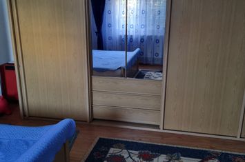 Apartament 3 camere de vanzare 1 MAI - Dolj anunturi imobiliare Dolj