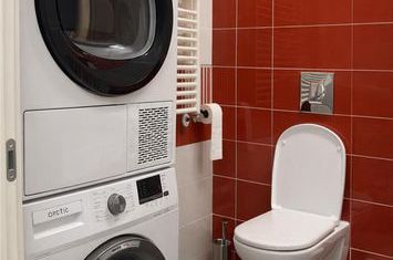 Apartament 3 camere de vanzare TRACTORUL - Brasov anunturi imobiliare Brasov