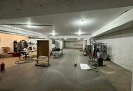 230.000 €, Spațiu comercial