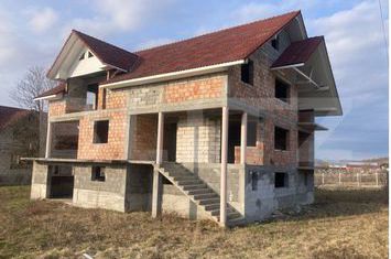 Vilă - 10 camere de vanzare DEJ - Cluj anunturi imobiliare Cluj