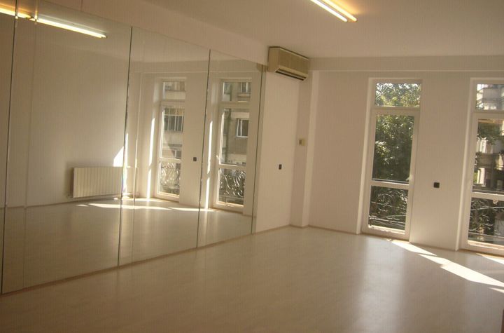 Dorobanti, Piata Dorobanti, vanzare vila P+2E, 400 mp construiti, an constructie 1995, anunturi imobiliare Bucuresti