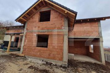 Vilă - 4 camere de vanzare ALBA IULIA - Alba anunturi imobiliare Alba