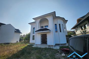 Vilă - 6 camere de inchiriat PACURARI - Iasi anunturi imobiliare Iasi