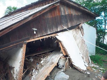 Asigurarea obligatorie a locuinţei acoperă doar riscurile de dezastre naturale