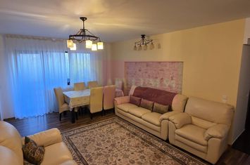 Apartamnet cu 2 camere de vanzare in Sinaia anunturi imobiliare Prahova