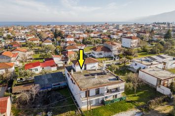 Casă cu două apartamente în Asprovalta anunturi imobiliare Grecia