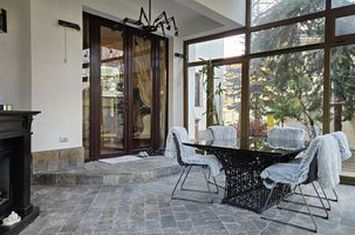 DISPONIBIL IMEDIAT VILA SUPERBA- IANCU NICOLAE anunturi imobiliare Bucuresti