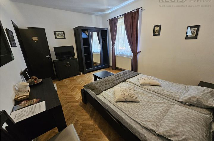Casă - 5 camere de vanzare CENTRUL ISTORIC - Brasov anunturi imobiliare Brasov