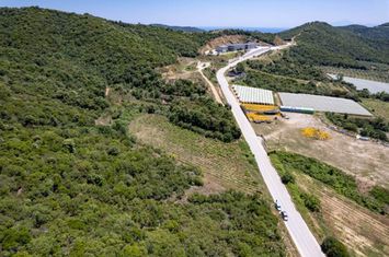 Teren 6.059 mp la intrarea în Folia anunturi imobiliare Grecia