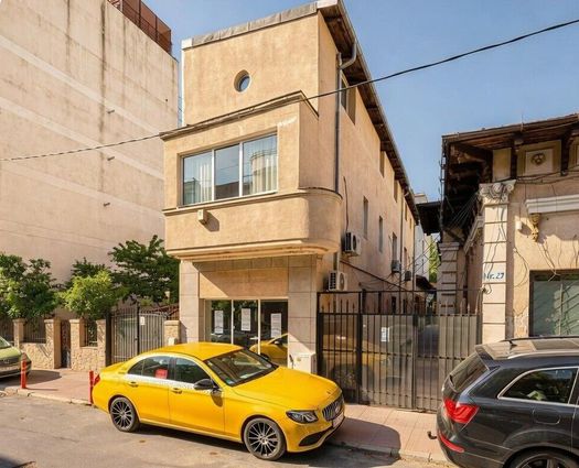 Vilă 10 cam Unirii, 215 mp, S+P+2