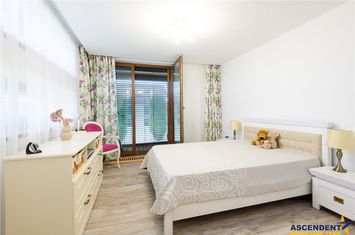 Vilă - 4 camere de vanzare STUPINI - Brasov anunturi imobiliare Brasov