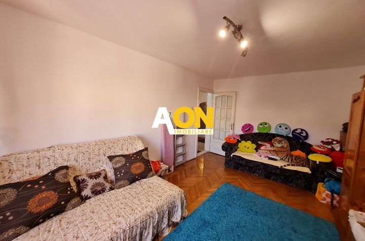 Apartament 3 Camere, Decomandat 67 mp, Etaj 3, Zona Tolstoi anunturi imobiliare Alba