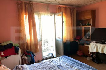 Apartament 3 camere de vanzare ROGERIUS - Bihor anunturi imobiliare Bihor