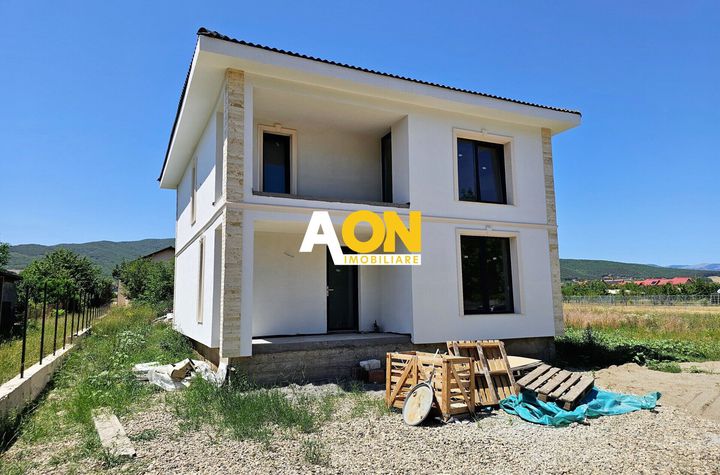 Casa noua, 4 camere, 700 mp teren, toate utilitatile, Micesti anunturi imobiliare Alba