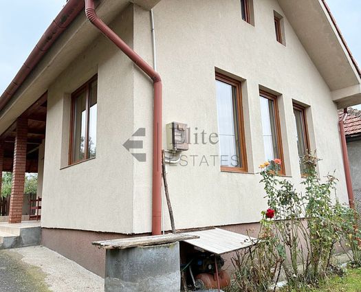 Casă 2 cam Sanmartin, 68 mp, S+P