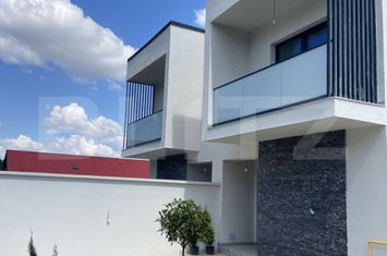 Vilă - 4 camere de vanzare HLINCEA - Iasi anunturi imobiliare Iasi