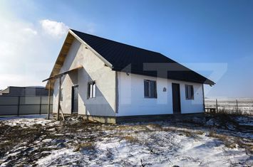 Casă - 3 camere de vanzare IASI - Iasi anunturi imobiliare Iasi