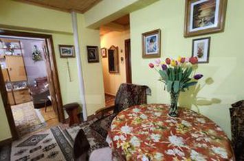 Apartament 3 camere de vanzare SUCEAVA - Suceava anunturi imobiliare Suceava