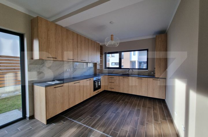 Vilă - 4 camere de vanzare DEZMIR - Cluj anunturi imobiliare Cluj