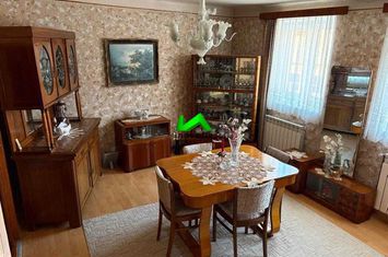 Vilă - 4 camere de inchiriat CENTRAL - Sibiu anunturi imobiliare Sibiu