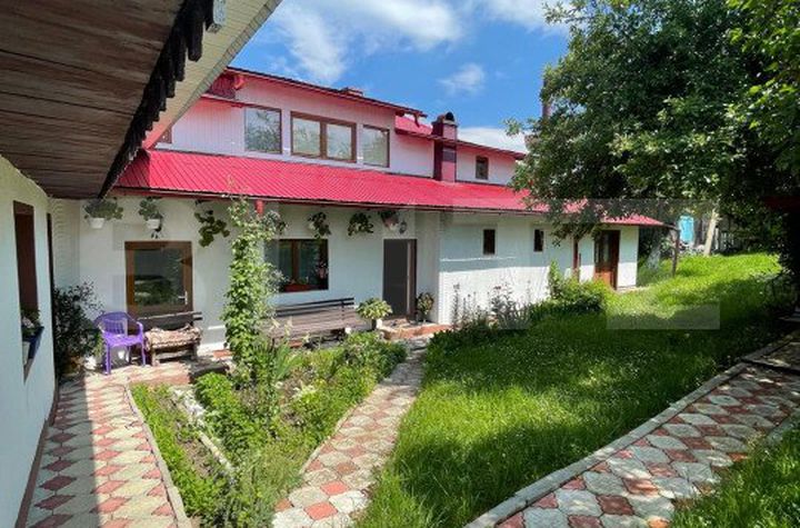 Vilă - 6 camere de vanzare VATRA DORNEI - Suceava anunturi imobiliare Suceava