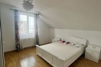 Apartament 4 camere de vanzare RADAUTI - Suceava anunturi imobiliare Suceava