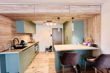 Apartament 2 camere complet renovat |  | view superb| Manastur anunturi imobiliare Cluj