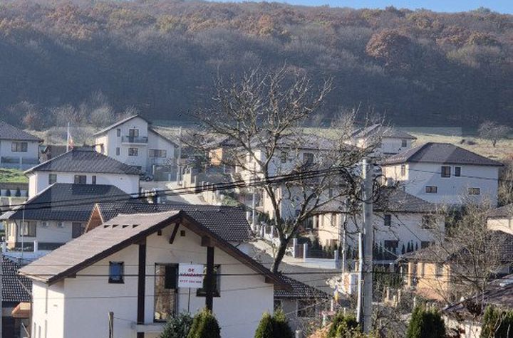 Casă - 4 camere de vanzare SANCRAIU DE MURES - Mures anunturi imobiliare Mures