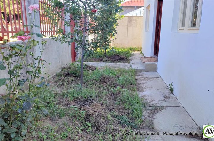 Casă - 3 camere de vanzare LETEA VECHE - Bacau anunturi imobiliare Bacau
