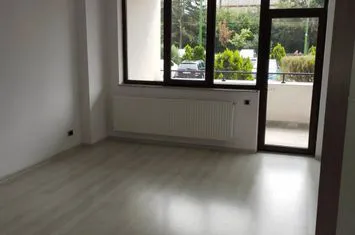 Apartament 3 camere de inchiriat TRACTORU - Brasov anunturi imobiliare Brasov