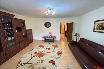 Apartament 2 camere de inchiriat EST - Vrancea anunturi imobiliare Vrancea