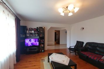 Casă - 5 camere de vanzare COMARNIC - Prahova anunturi imobiliare Prahova
