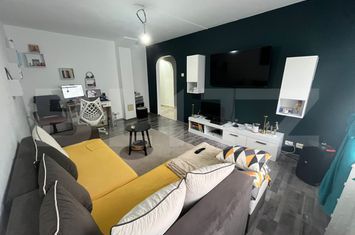 Apartament 4 camere de vanzare GAESTI - Dambovita anunturi imobiliare Dambovita