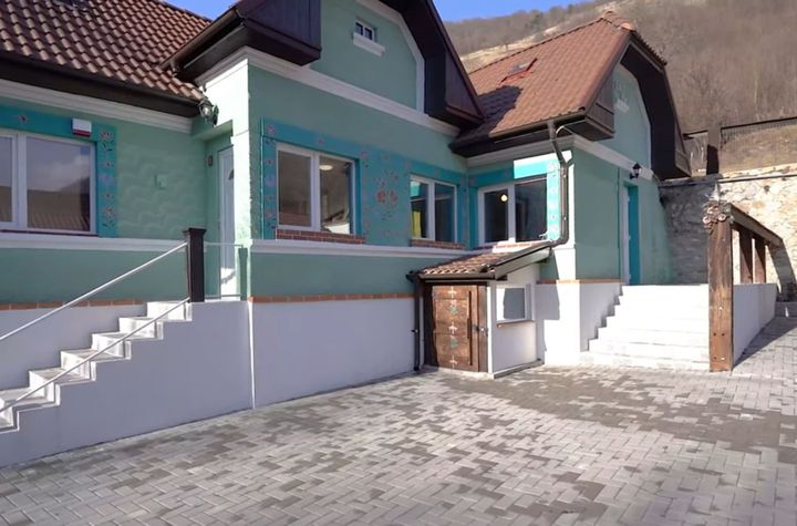 Casă - 5 camere de vanzare BURU - Cluj anunturi imobiliare Cluj