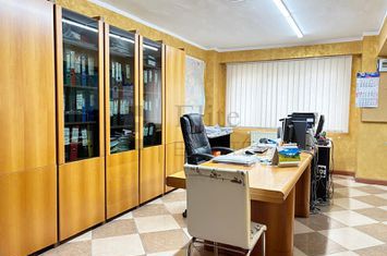Birou de inchiriat in cartierul Rogerius din Oradea anunturi imobiliare Bihor